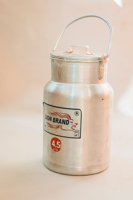 Milk pots