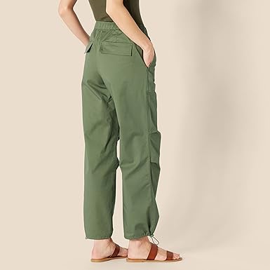 Essentials Women's Mid-Rise Baggy Loose-Fit Wide-Leg Parachute Pants