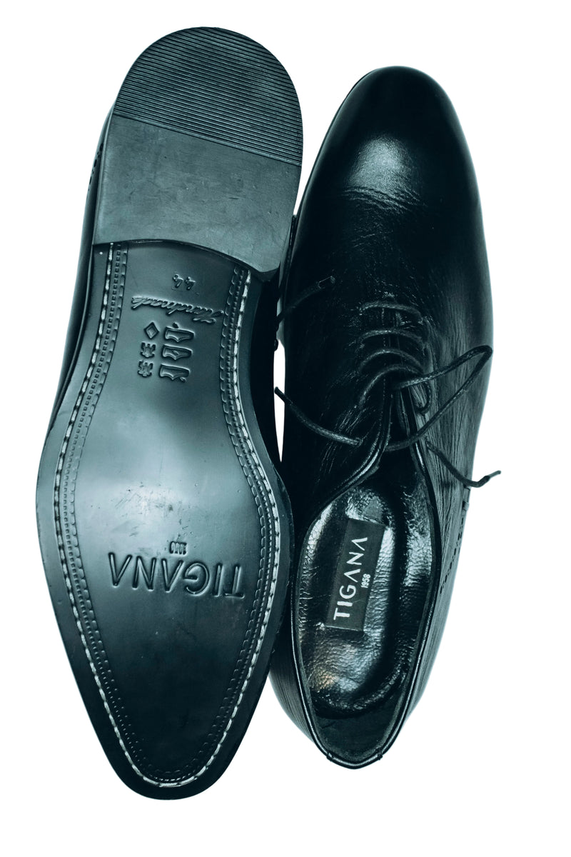 TIGANA shoes |closed lacing|with a sleek formal look