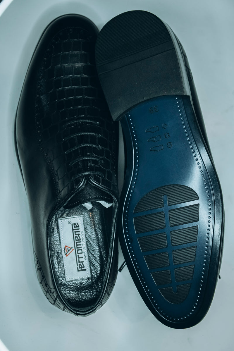 Ferromente men's black leather dress shoes|with a crocodile or alligator print/embossed texture and brogue detailing|suitable for various formal and smart-casual occasions