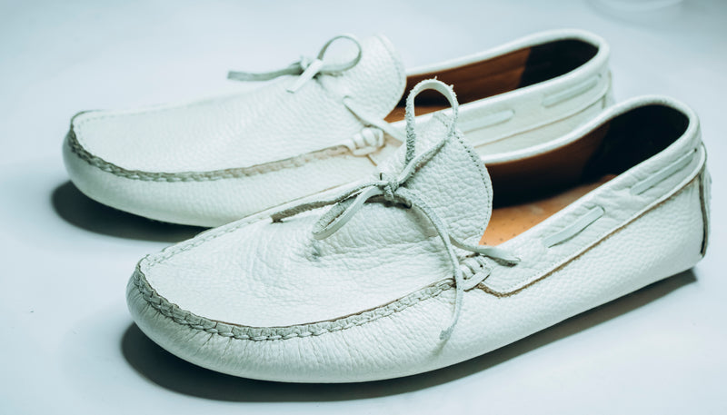GISTER Men's white leather driving moccasin shoes|