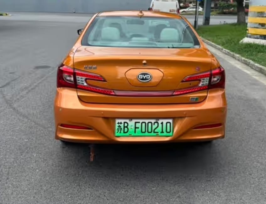 Orange BYD