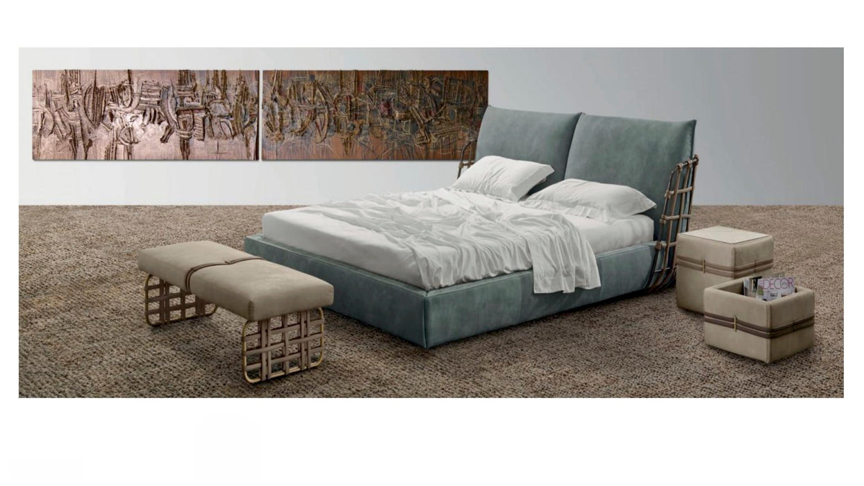 Luxury 1.8m Double Bed Italian Style Modern Simple Soft Bag Fabric Wooden Minimalist Petal Design for Master Bedroom